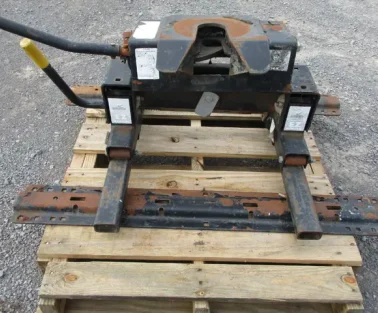 fifth wheel hitch